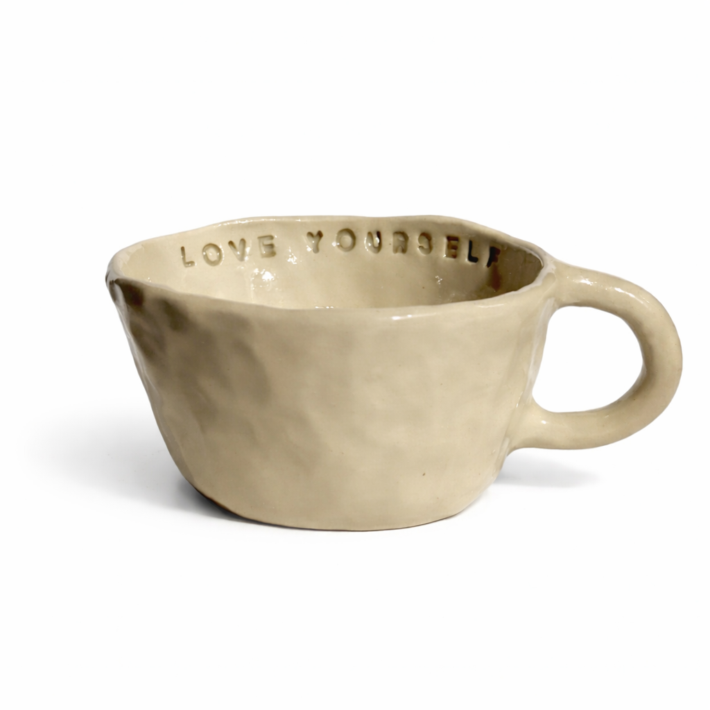 Love yourself | handgemachte Keramiktasse mit Innenschrift | Steinzeug